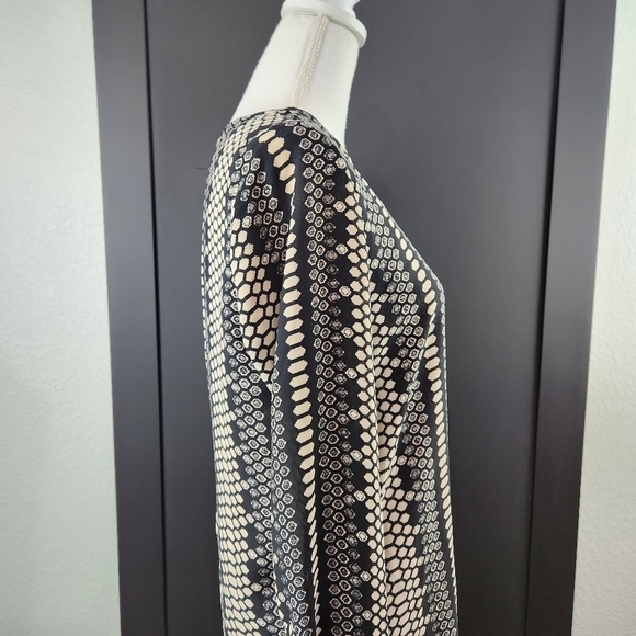 Olivaceous Long Sleeve Black /White Striped Sheath Dress Size M - Picture 4 of 9